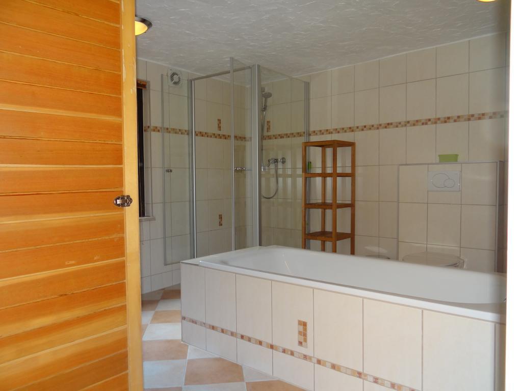Haus Am Bachgasse - Haus Von 1777 Mit Sauna Zell Buitenkant foto